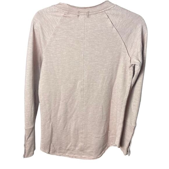 Evereve Symone Snap Cuff, Blush Pink - Picture 3 of 8